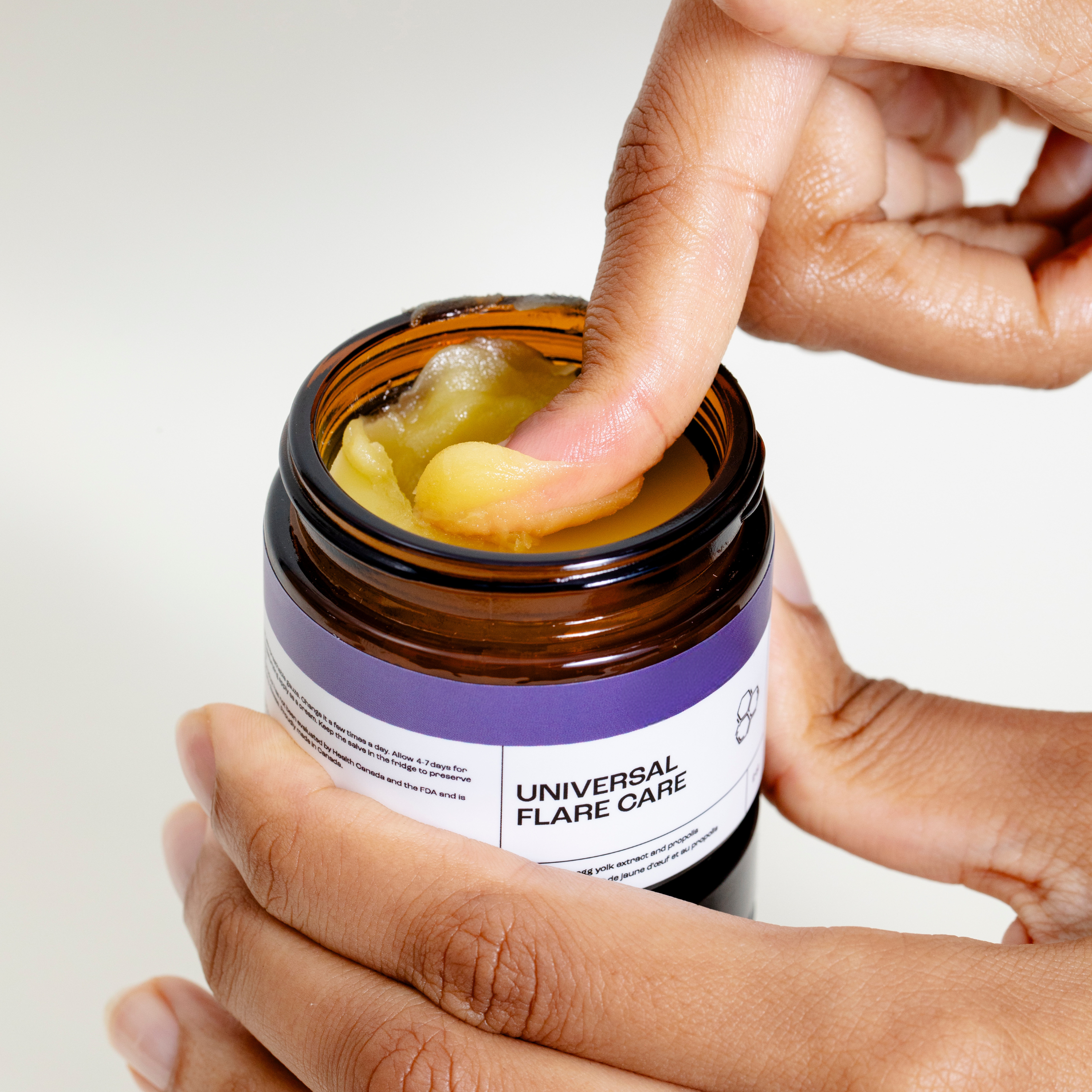 Universal Flare Care Sensitive Skin Cream featuring Propolis for Calm