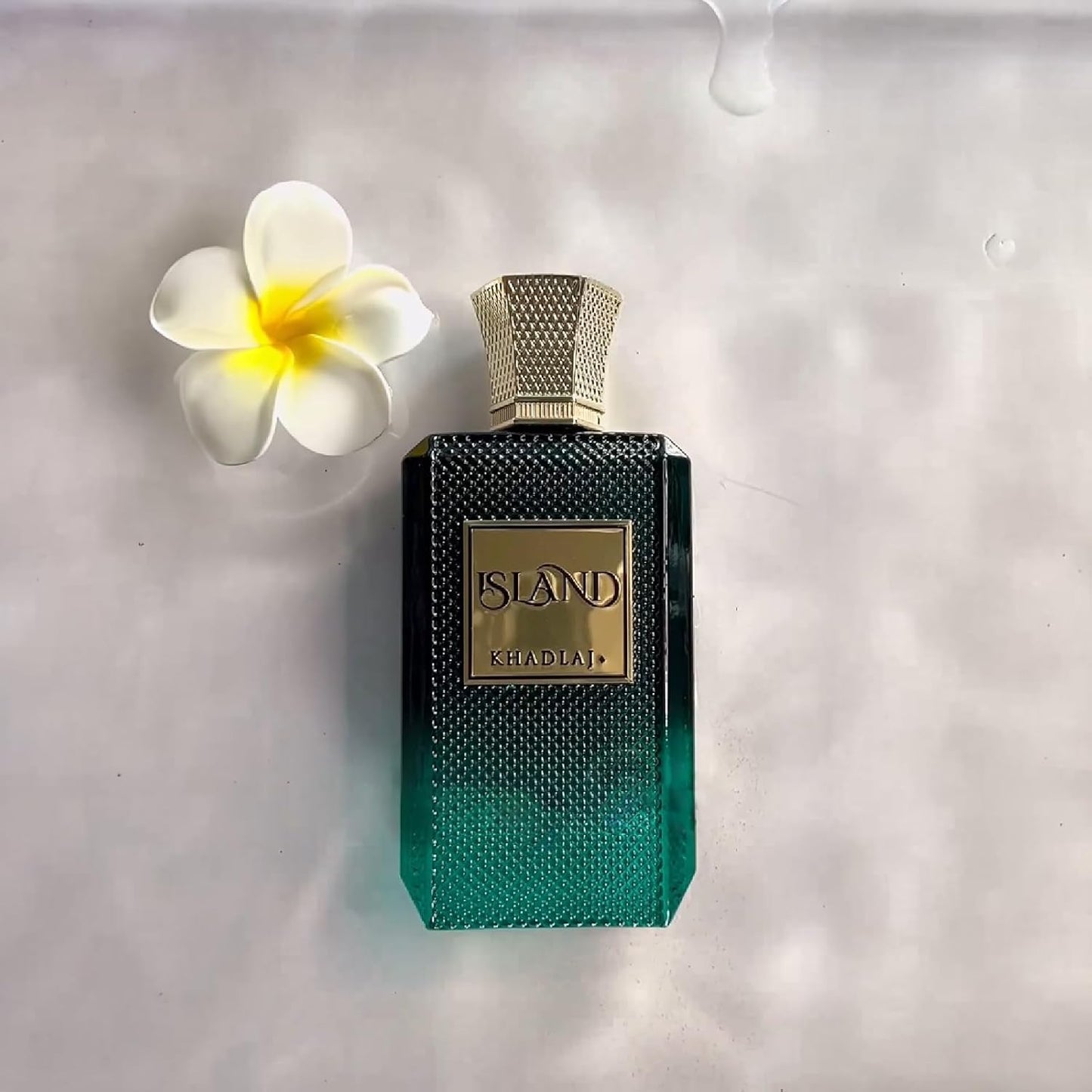 Khadlaj Island Extrait de Parfum with Bergamot, Jasmine & Amber