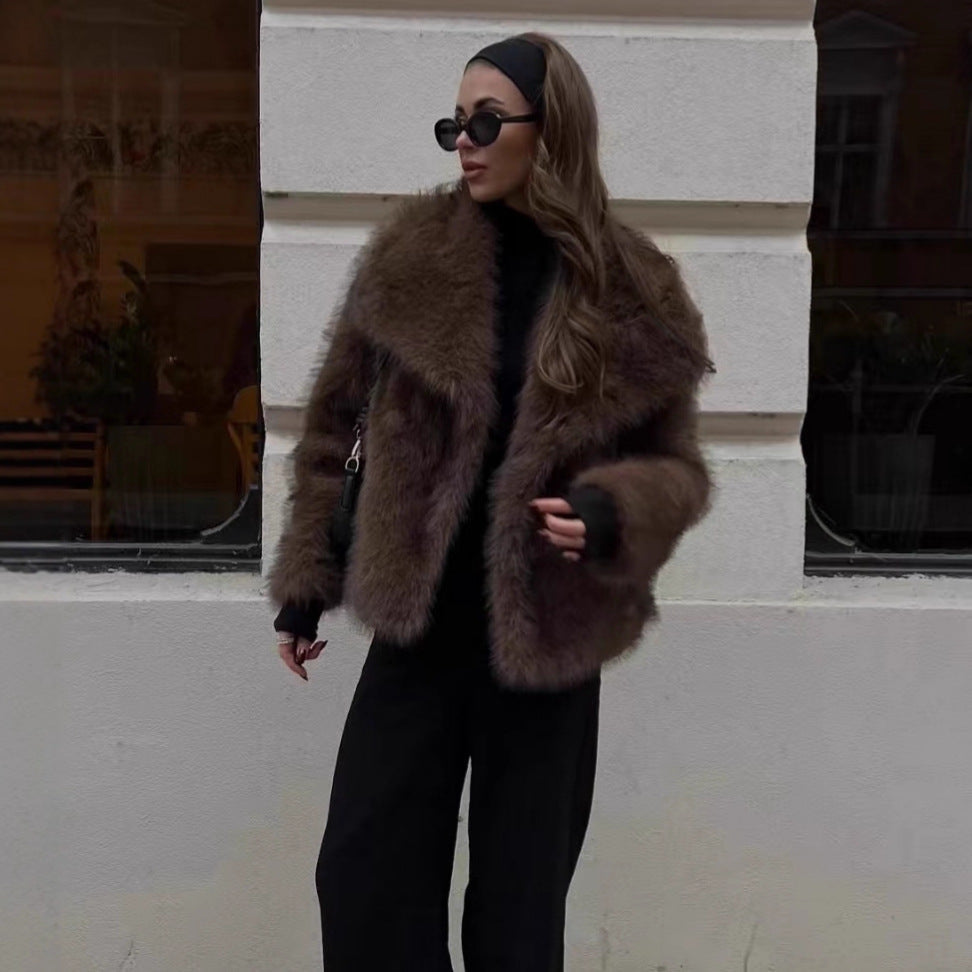 Adaline | Women's Cropped Faux Fur Jacket - Shawl Collar