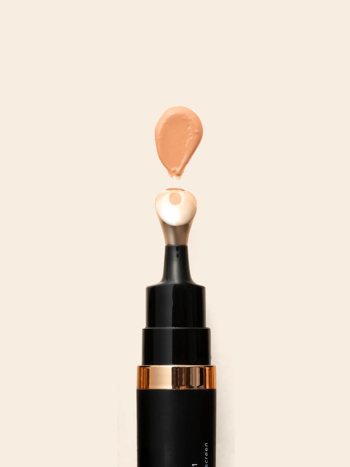 Corrector iluminador para ojos para ojeras, líneas finas e hinchazón  