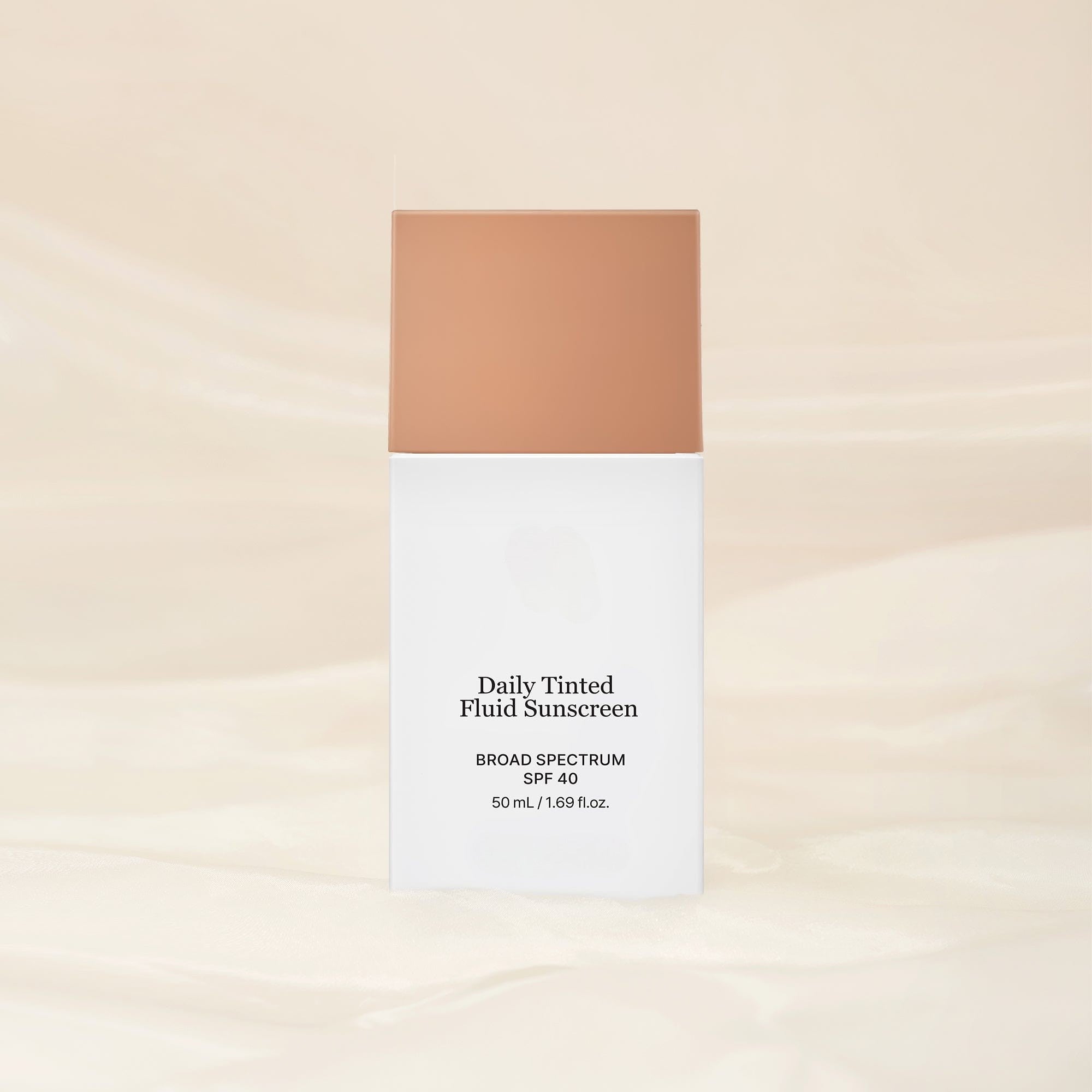 Écran Solaire Minéral Teinté Quotidien SPF 40 pour le Visage, Teint Uniforme et Protection Solaire