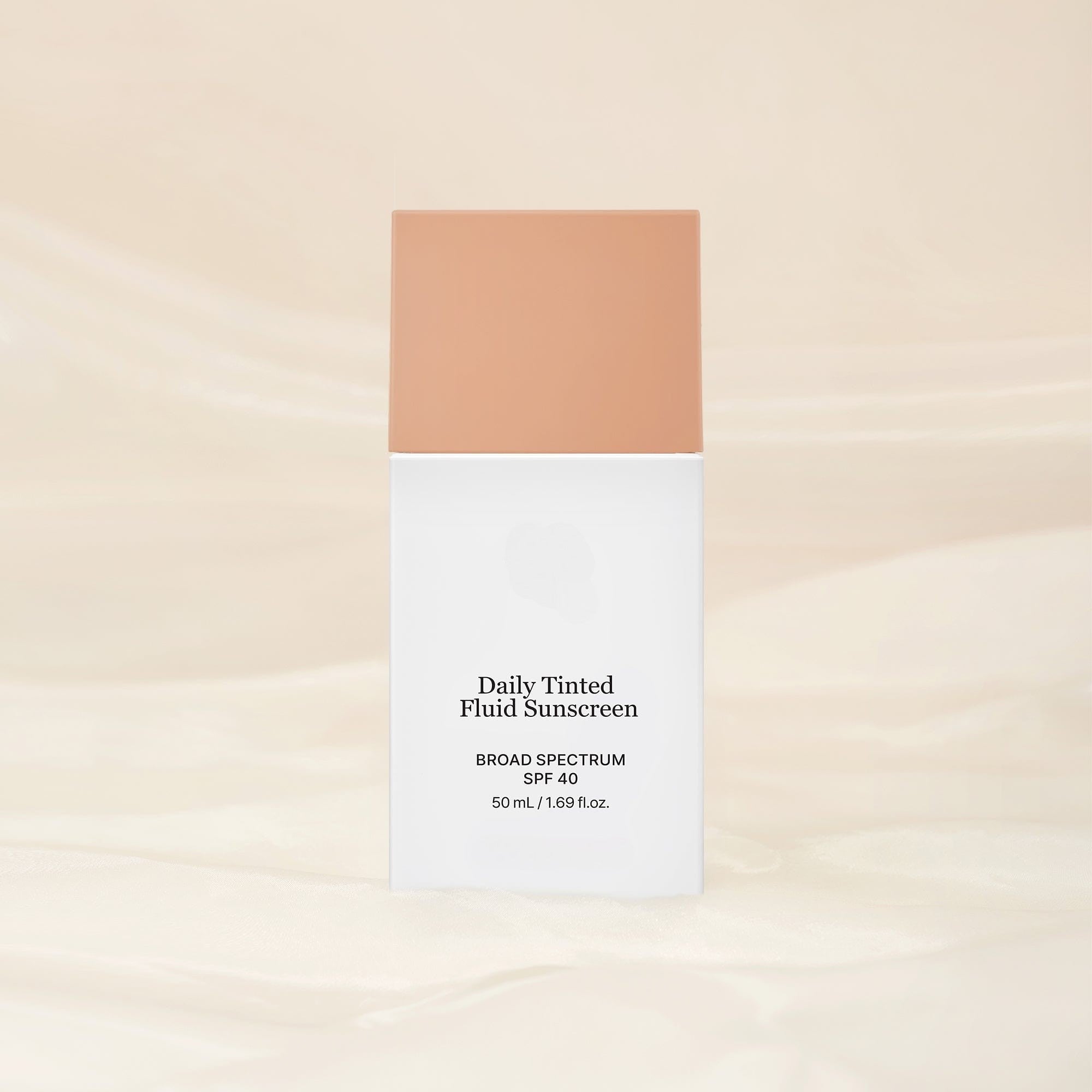 Écran Solaire Minéral Teinté Quotidien SPF 40 pour le Visage, Teint Uniforme et Protection Solaire