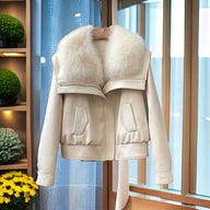 Priya | Women's Cropped Faux Fur Jacket - Ribbed Cuff Zip Front